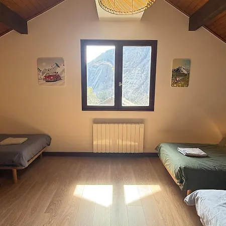 Duplex 15 Pers-proche Grands Cols-garage Διαμέρισμα *